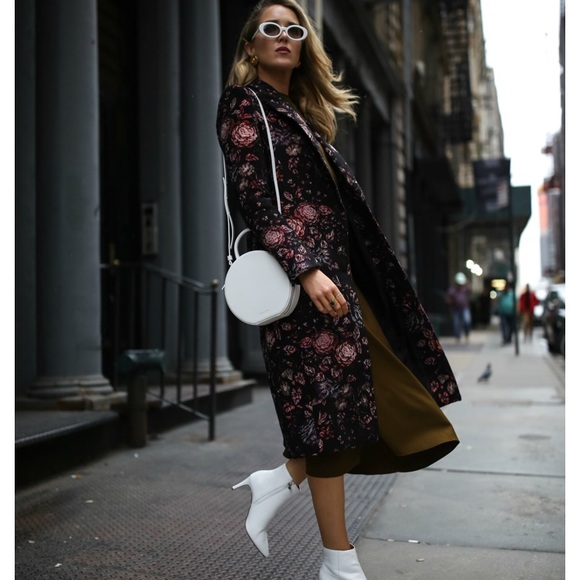 Sold on Merc@ar! - Picture 2 of 8